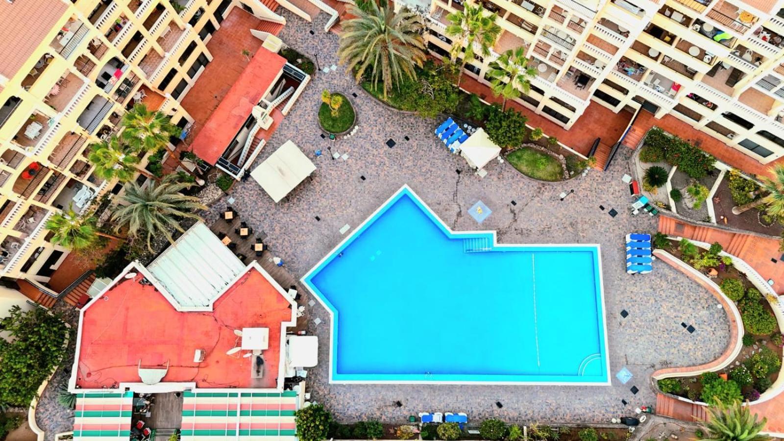 Spacious 3-Bedroom Duplex Apartment With Heated Pool & Ocean View In Los Cristianos, Arona Eksteriør billede